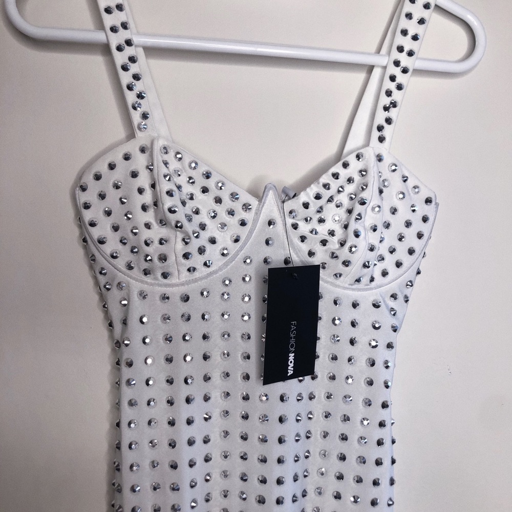 FASHIONNOVA DRESS - Picture 2 of 3